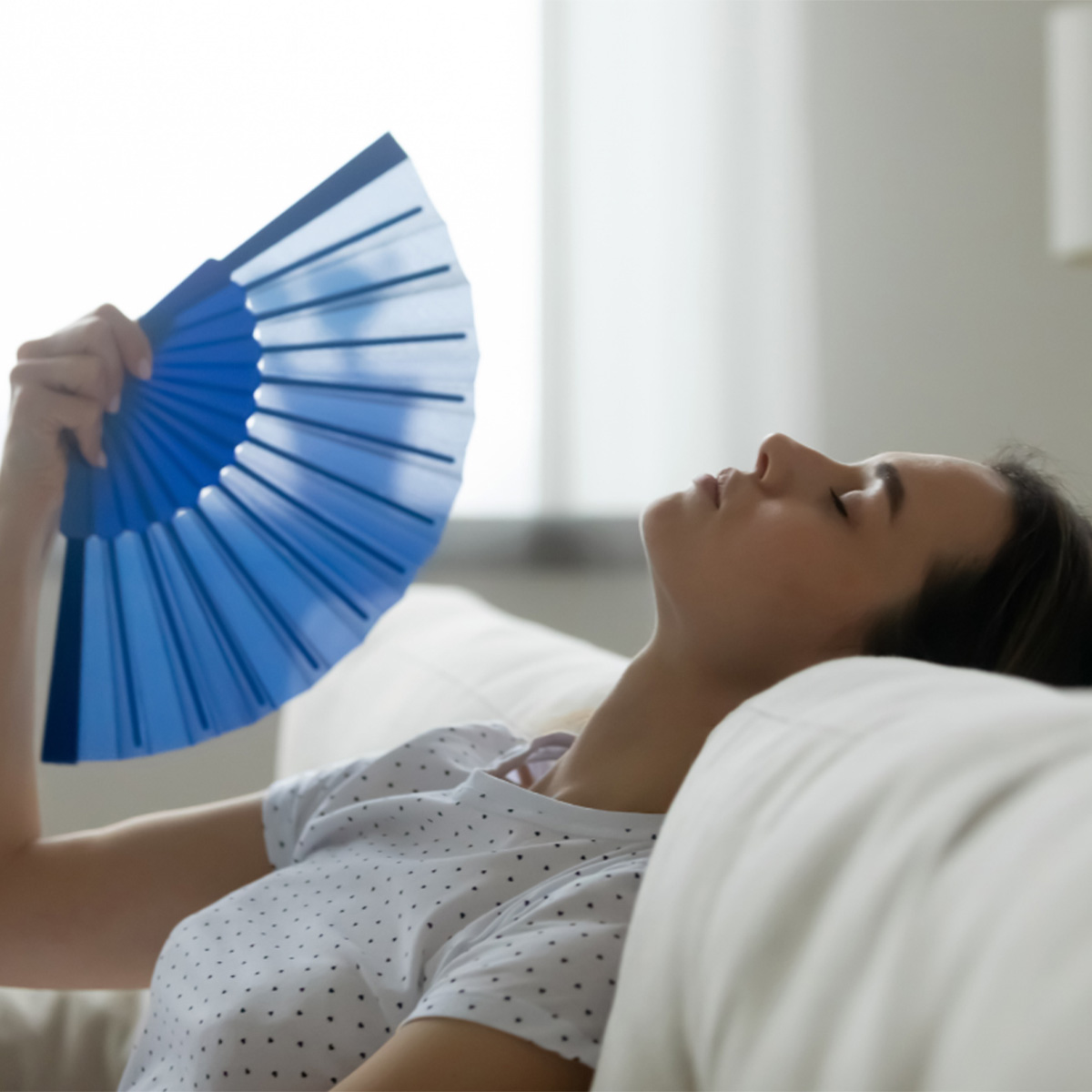 Dr Ghazala Aziz-Scott explains the hormonal link to heat sensitivity in women